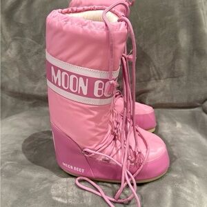 Moon Boots icon water repellent